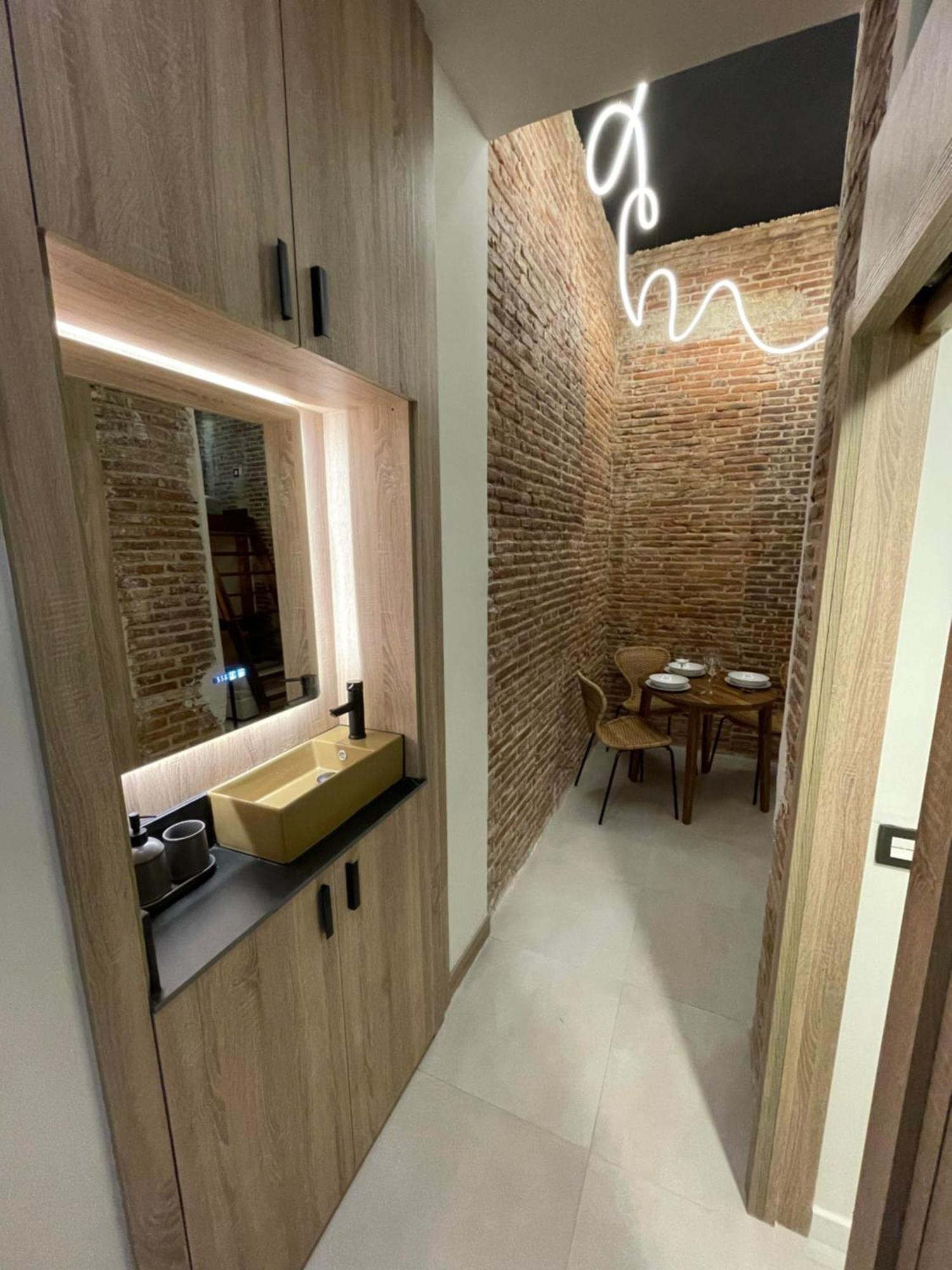 Apartamento Moderno En Edificio Historico Madrid Ngoại thất bức ảnh